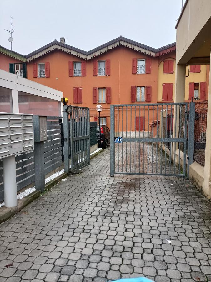 Le Due Torri Bologna Daire Dış mekan fotoğraf